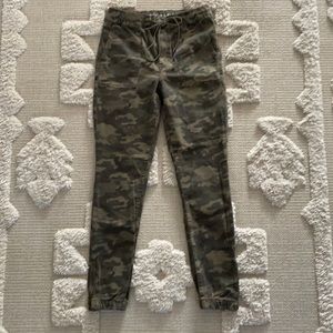 American Eagle Camo Drawstring Joggger